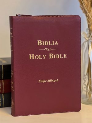 bili.vis Biblie mare, bilingvă română-engleză, visinie, cu fermoar