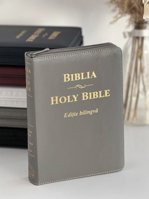 gri Biblie bilingvă româna-engleză medie gri