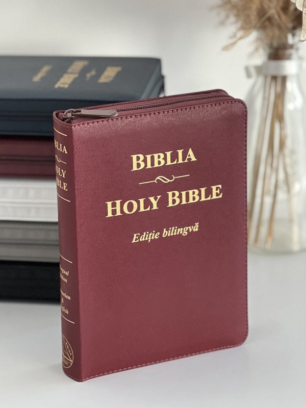 visinie Biblie bilingvă româna-engleză medie vișinie